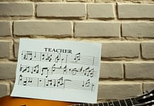 How to find the right guitar teacher